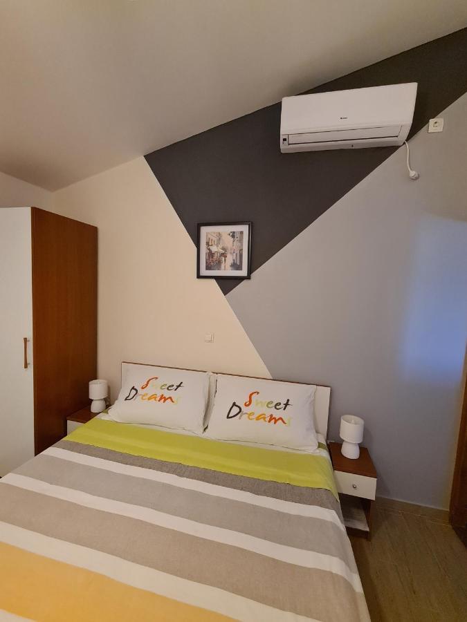 Camp Krka Hotel Lozovac Exterior foto