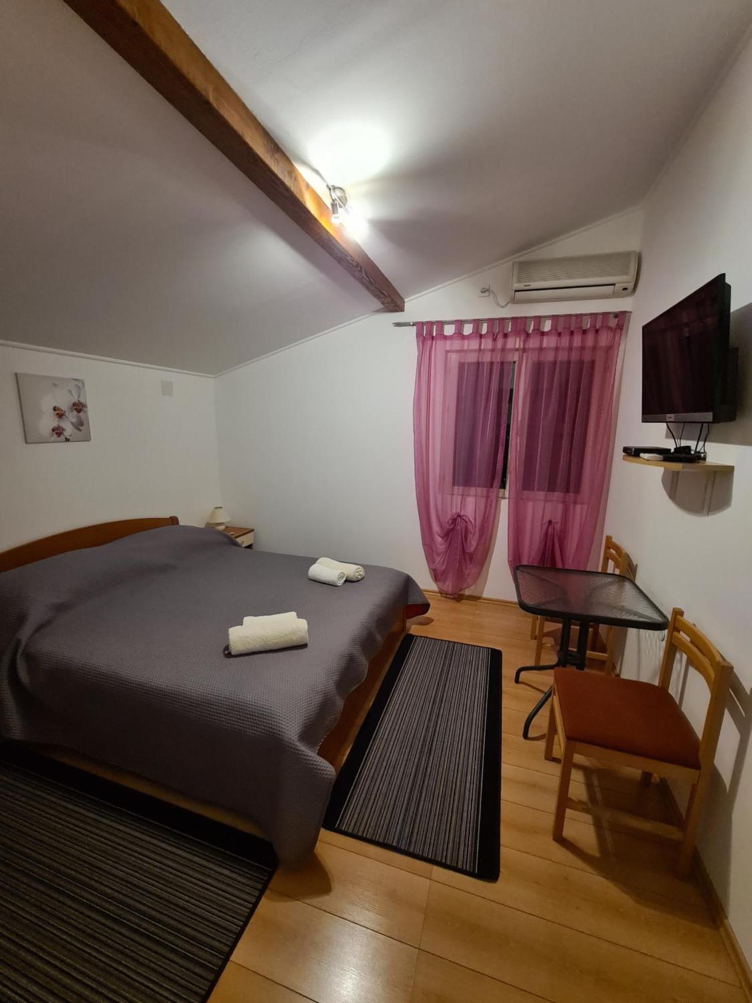 Camp Krka Hotel Lozovac Exterior foto